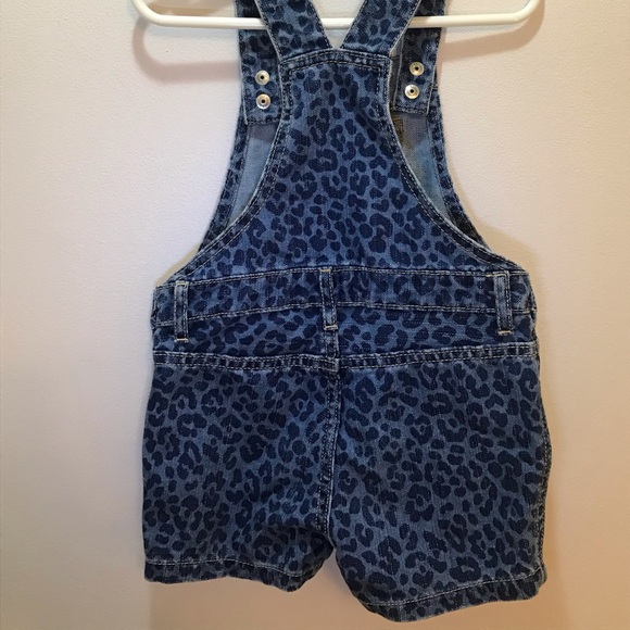 Adorable Denim overall shorts! - Picture 2 of 4